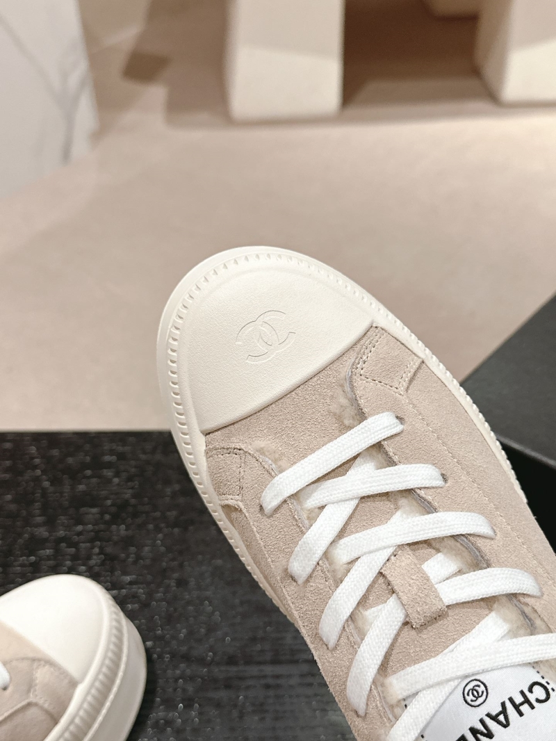 Ch**el sport shoes